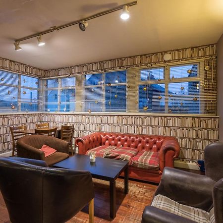 Alston House Hotel Екстериор снимка