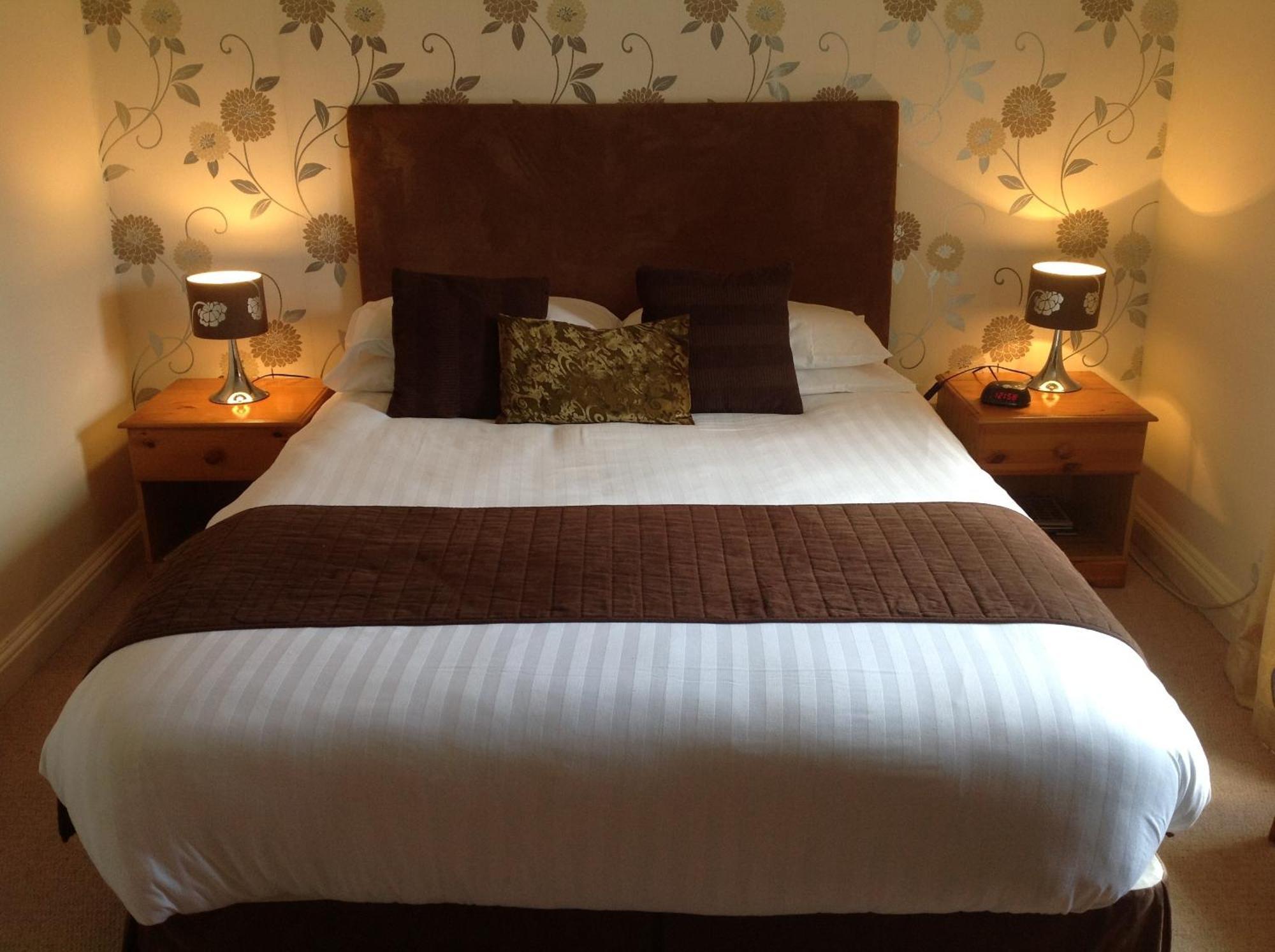 Alston House Hotel Стая снимка