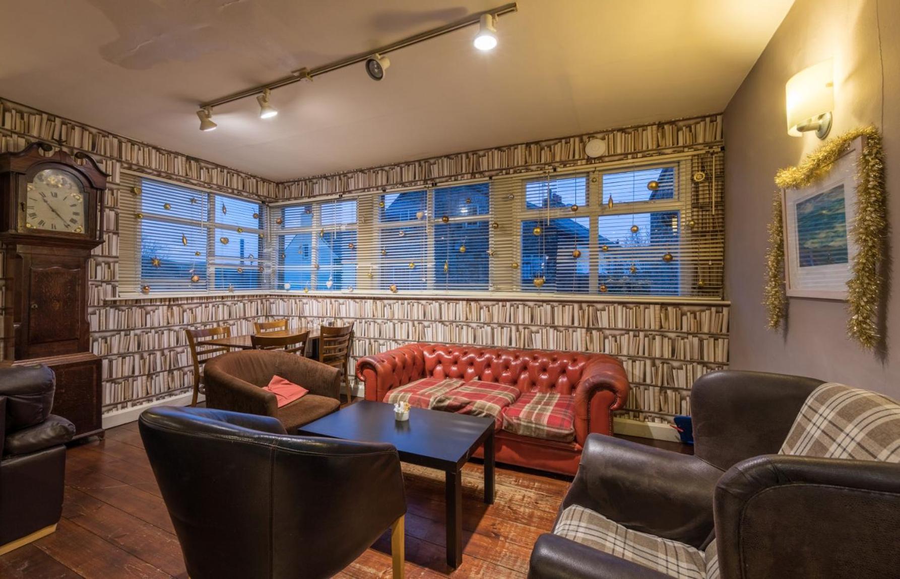 Alston House Hotel Екстериор снимка