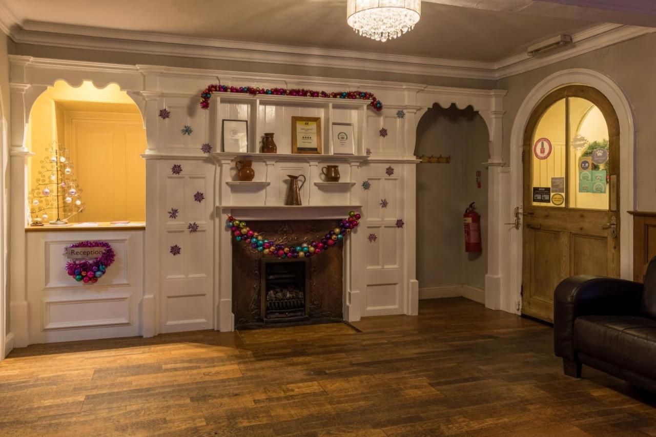 Alston House Hotel Екстериор снимка
